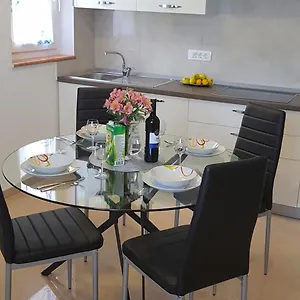 Apartment Ana, Mošćenička Draga